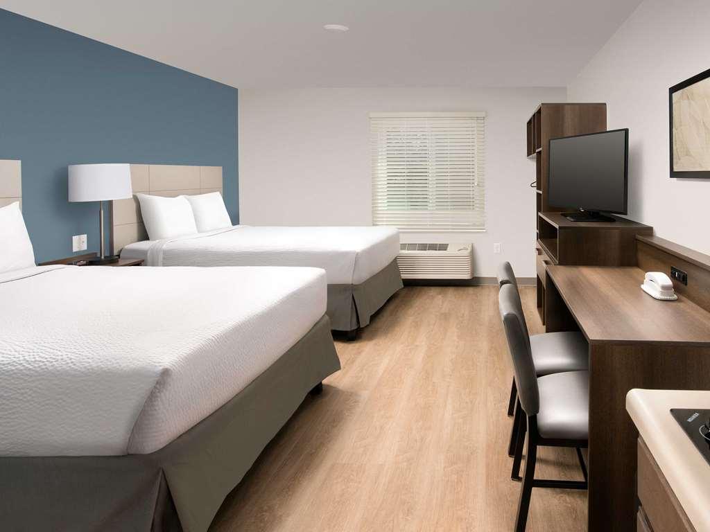 Woodspring Suites Seattle Redmond Room photo