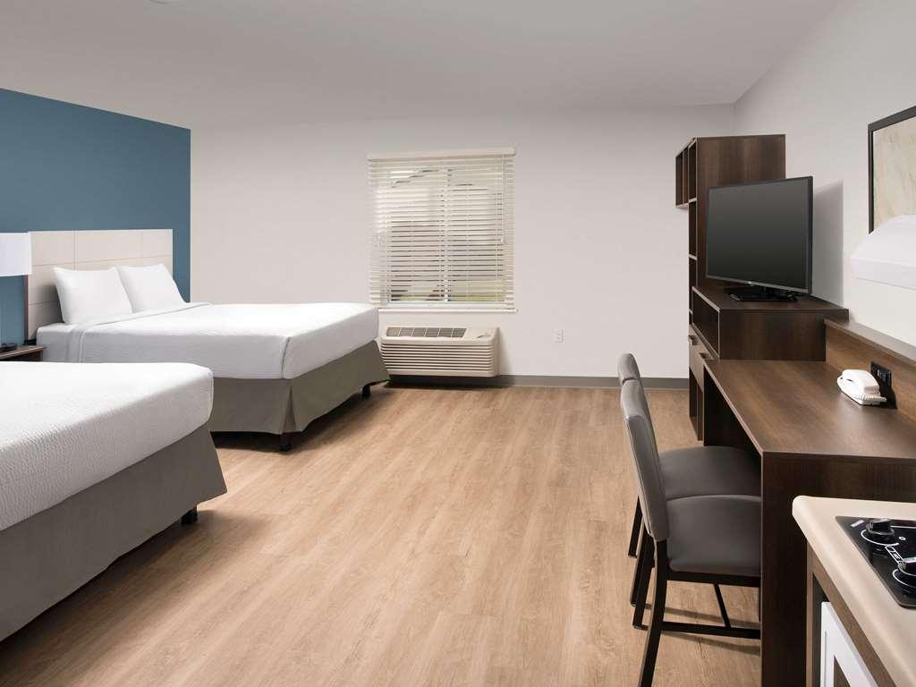 Woodspring Suites Seattle Redmond Room photo